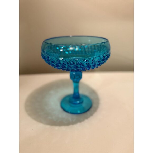 Indiana Glass Diamond Point Capri Blue Compote – UV Reactive Pedestal Candy Dish - Picture 7 of 9